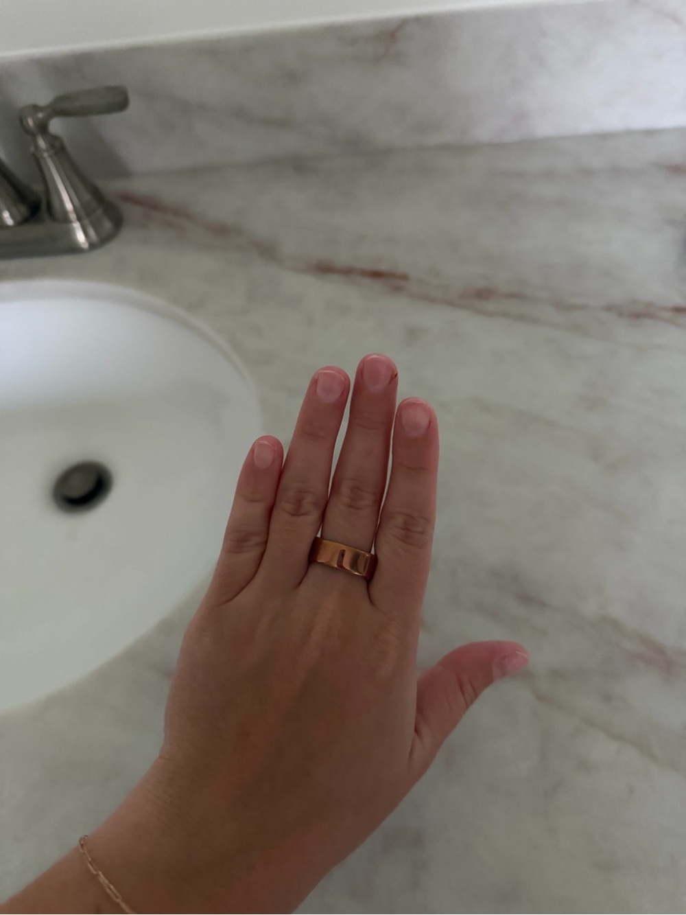 Oura Copper-Tone Smart Ring - Rose Gold Finish